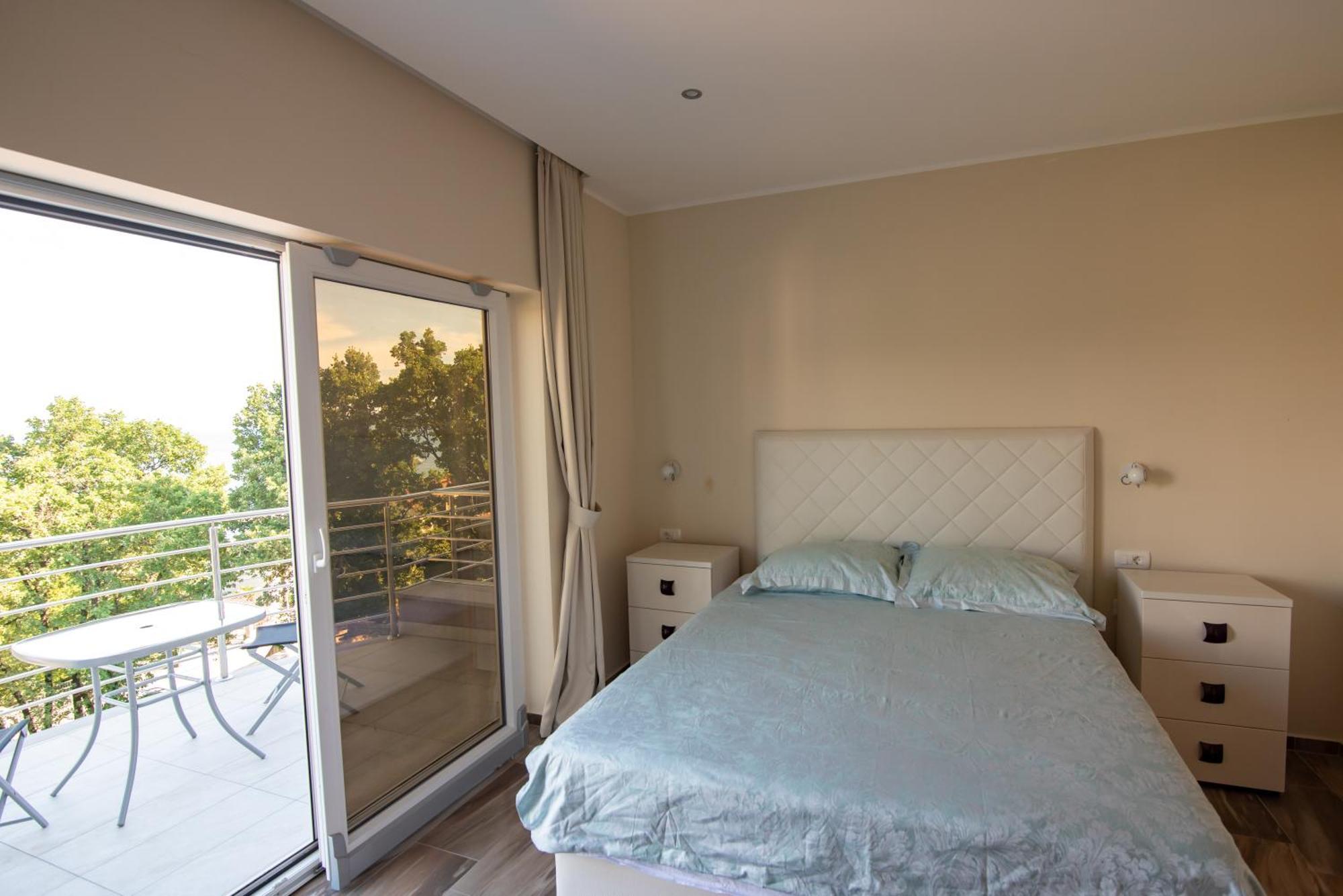 Guest House Manuela Opatija Extérieur photo